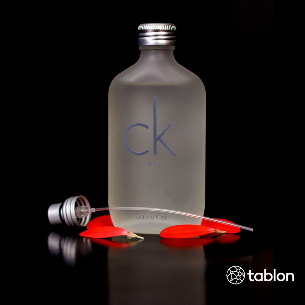 #in2win - gift - q1 - firstinvestor - tablon b2b